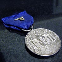 Vista frontal Medalla 4 años