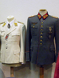 Uniformes alemanes del Stand Regimental - No Sólo Militaria 2012
