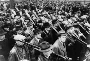 Desfile de la Volkssturm en Berlin 1945