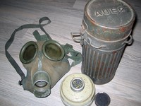 Mascara antigas Alemana con filtro y contenedor (Auer) - Militaria Wehrmacht Info